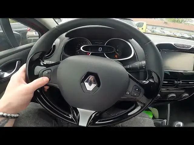 Video thumbnail for How to Enable or Disable Cruise Control in Renault Clio IV ( 2012 – 2019 )