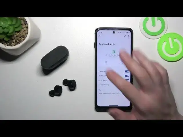 Video thumbnail for How to Disconnect JAYS M-Five Earbuds from an Android Smartphone