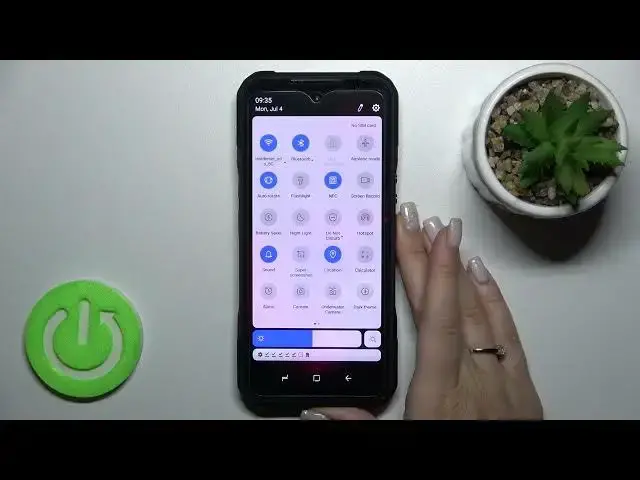 Video thumbnail for How to Switch On Flashlight on DOOGEE V20 - Turn On Flashlight