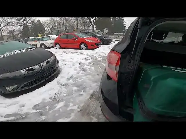 Video thumbnail for How Much Luggage will fit in the Trunk of Ford Kuga I ( 2008 – 2012 ) | Trunk Capacity