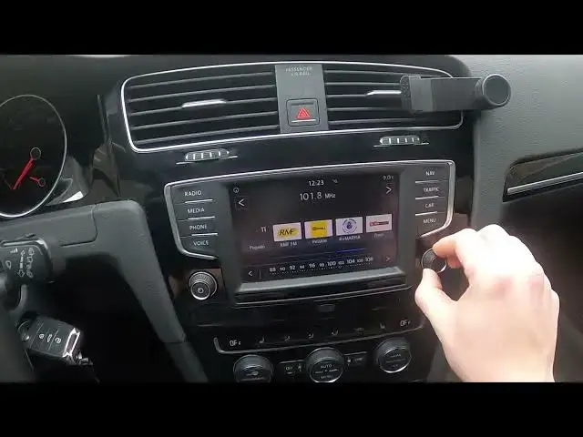 Video thumbnail for How to Manually Change Radio Station in Volkswagen Golf VII ( 2012 - 2020 ) - Adjust Radio Station
