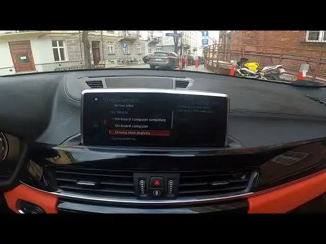 'Video thumbnail for How to Manage Content of Main Menu on Screen Display in BMW X2 ( 2017 - now )'
