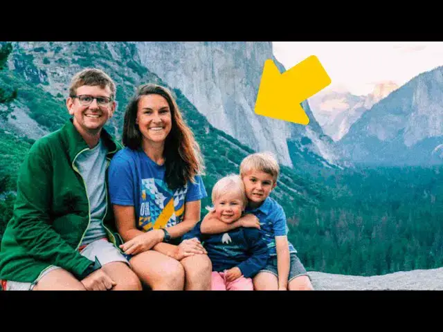 Video thumbnail for Family Finds an old friend in their holiday photos – Where is he now !