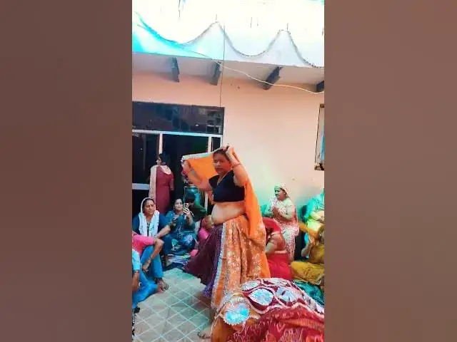 Video thumbnail for दिल तो मेरा लूट लिया,इतना मस्त डांस ,bhan bhu sundar nachi#trending #happy_lokgeet #viral #dance