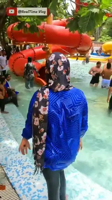 Video thumbnail for The Lagoon Water Slide at 💦 Water Kingdom
