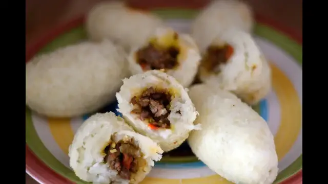 Video thumbnail for Carimañolas Recipe - How To Make Carimañolas or Caribañolas - Sweet y Salado