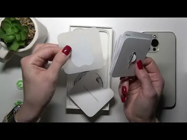 Video thumbnail for iPhone 14 Pro Max All Box Accessories
