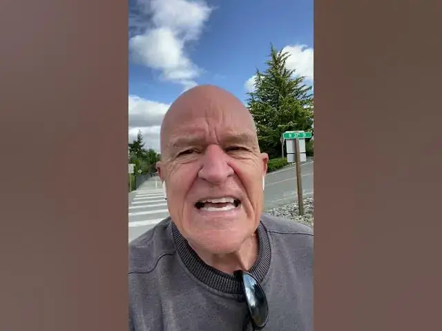 Video thumbnail for I Fell Down - Daily Gratitude Walk:  9/13/2021