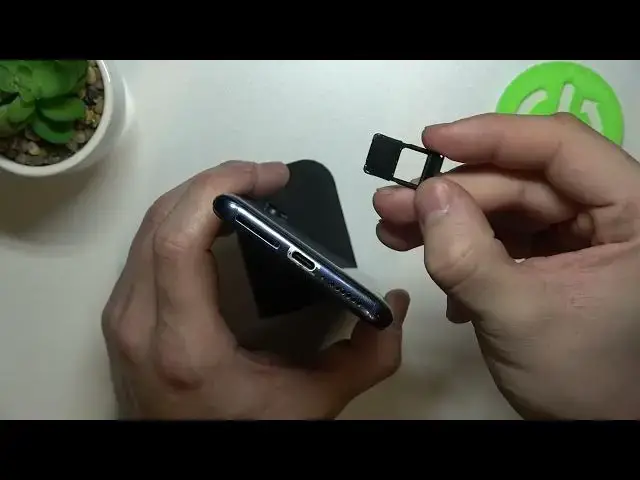 Video thumbnail for XIAOMI Mi 10 Pro – Does Have SD Card Slot