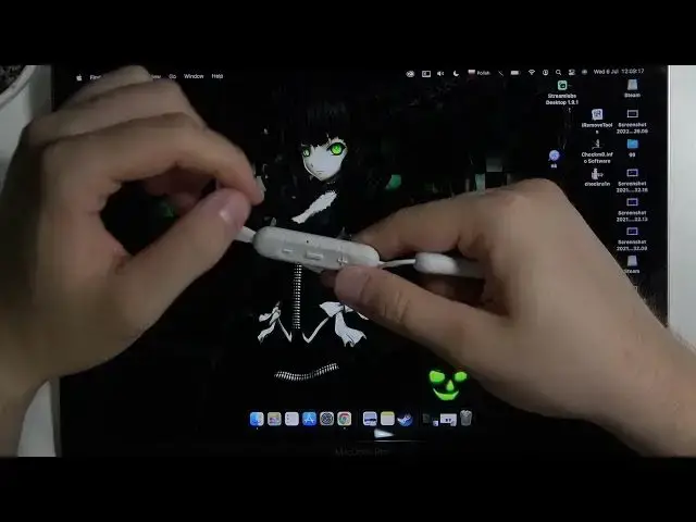 Video thumbnail for How to Pair Sony WI-C200 with Macbook?