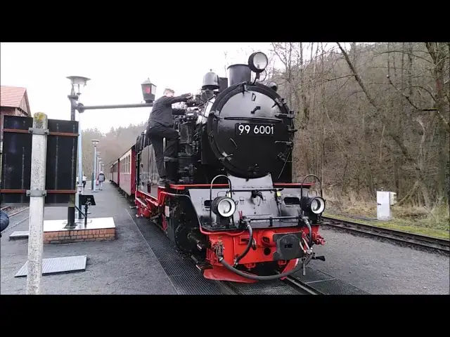 Video thumbnail for HSB Harzer Schmalspurbahn, Lok 996001 mit einem Personenzug Einfahrt in Alexisbad