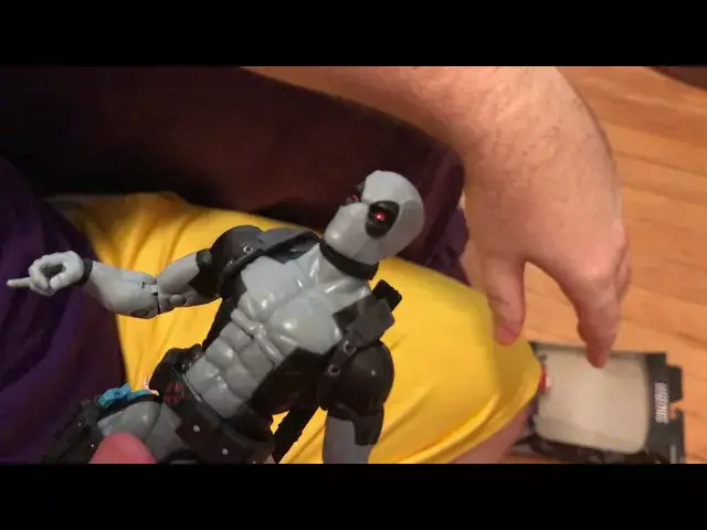 Video thumbnail for Marvel Legends HasCon Exclusive Uncanny X-Force Deadpool Figure Review & Unboxing