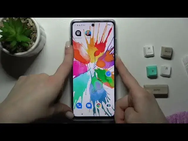 'Video thumbnail for How to Set a New Wallpaper in MOTOROLA Moto G200 5G – Customize Screen Lock'