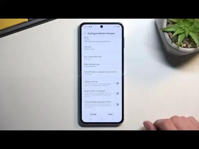 Video thumbnail for How to Activate Portable Hotspot on Samsung Galaxy Z Flip4 - Set Up Portable Hotspot