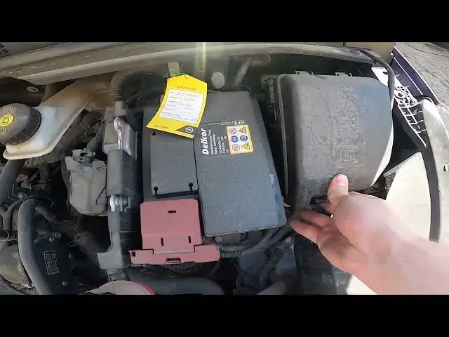 Video thumbnail for Where is Fuse Box Under the Hood in Opel Karl ( 2015 – 2018 ) - Find Fuse Box