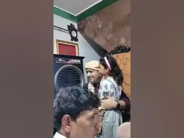 Video thumbnail for मनोना धाम,जीवन धाम में झाड़ा लवाया और गुरूजी ने बच्चों से भजन भी गवाया