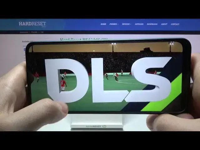 'Video thumbnail for Test Dream League Soccer Gameplay on Realme C21 – High Graphics Checkup'