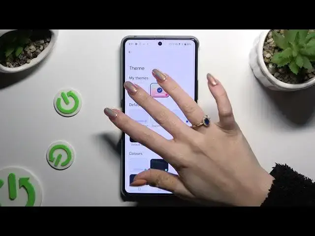 'Video thumbnail for How to Customize the Keyboard Theme on ASUS ROG Phone 8'