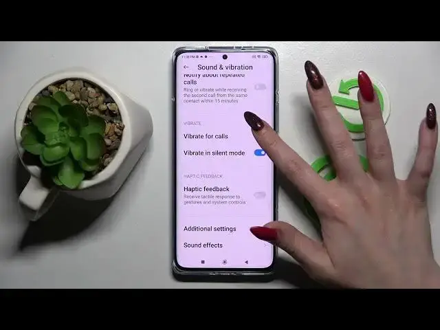 'Video thumbnail for How to set Up Vibration on Xiaomi 12 Pro / Enter Vibration Settings on Xiaomi 12 Pro'
