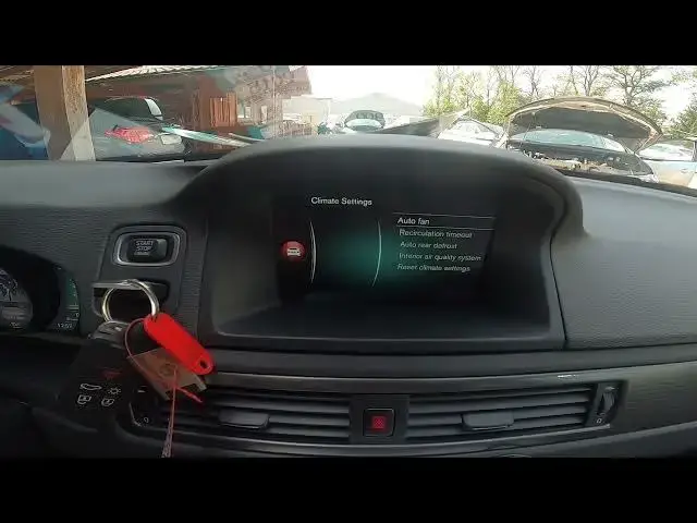 Video thumbnail for How to Enable or Disable Recirculation Timeout in VOLVO V70 III ( 2007 – 2016 )