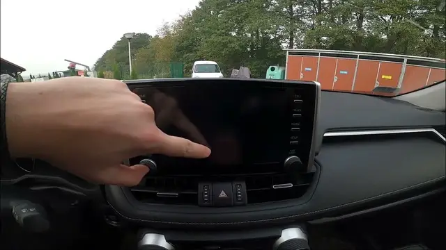 Video thumbnail for How to Enable or Disable System Animation in Toyota RAV 4 ( 2018 - now )