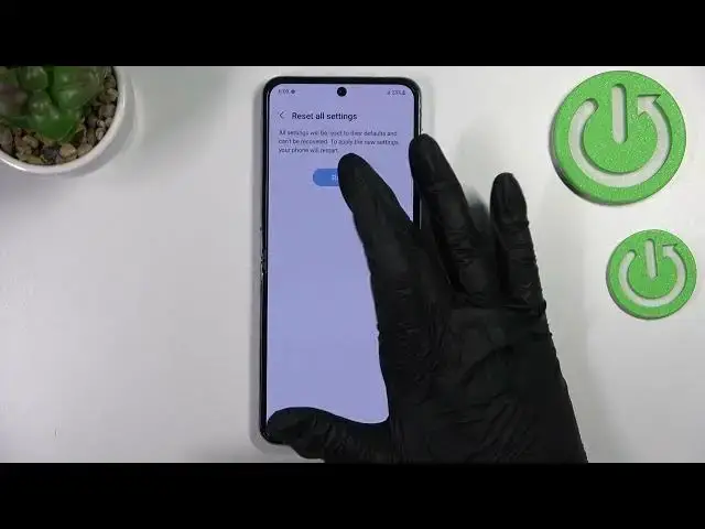 'Video thumbnail for How to Reset Settings on Samsung Galaxy Z Flip4 - Reset All Settings'