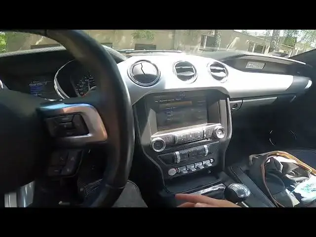 'Video thumbnail for How to Turn Engine On in Ford Mustang VI ( 2014 – now ) - Use Start Stop Function'