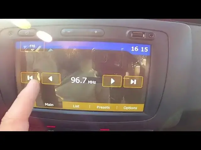 Video thumbnail for How to Assign Radio Station to Button in Dacia Duster II ( 2017 – now )