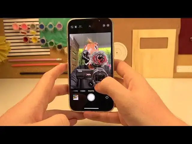 'Video thumbnail for How to Take Selfie on iPhone 14 - Use The Font Camera'