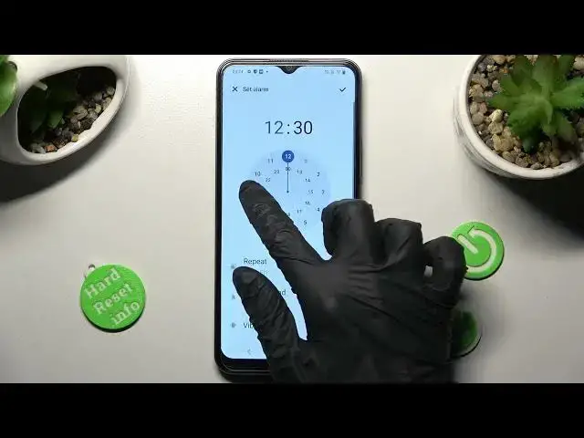 'Video thumbnail for How to Set Up Alarm Clock on Vivo Y16 - Manage Alarm Settings'