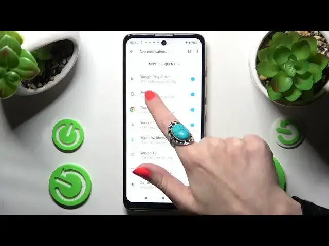 'Video thumbnail for How to Turn On / Turn Off the Notifications for Apps on the MOTOROLA Moto E40'