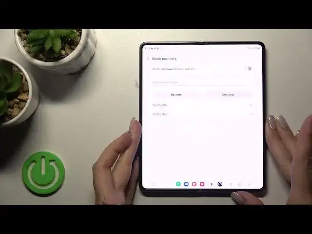 'Video thumbnail for Samsung Galaxy Z Fold 4 - How to Unblock Numbers'