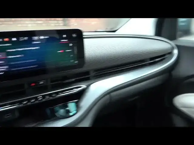 Video thumbnail for How to Drop and Raise Side Windows in Fiat 500 Electric ( 2020 - now ) - Use Side Windows