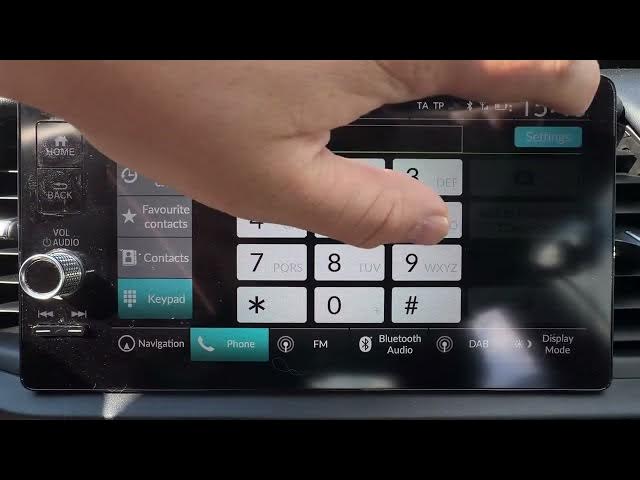 Video thumbnail for HONDA Jazz V HYBRID - How to Manage Smartphone Settings
