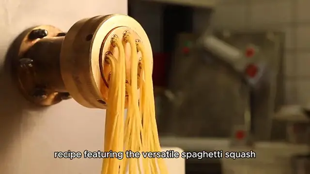 Video thumbnail for Spaghetti squash recipe