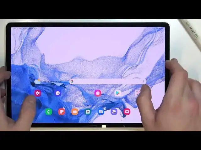 'Video thumbnail for How to Turn Off the Flashlight on SAMSUNG Galaxy Tab S8+'