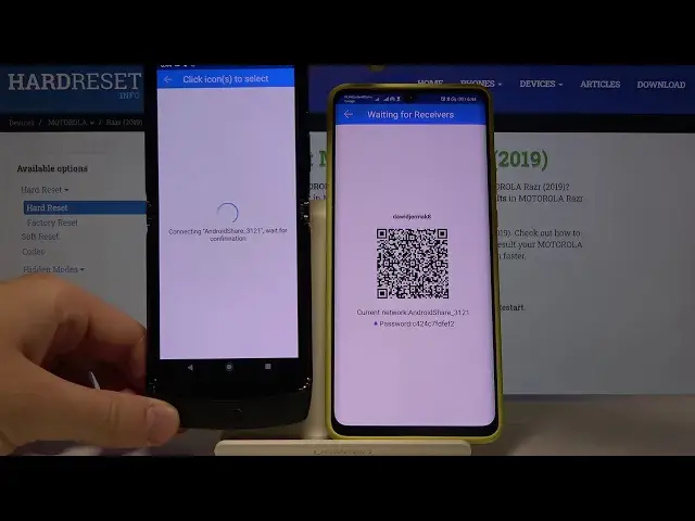 Video thumbnail for How to Transfer Data from Android Device to MOTOROLA Razr 2019 – Relocate Files