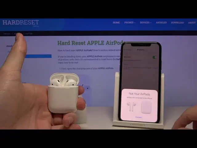 'Video thumbnail for How to Connect AirPods to iPhone 1st gen'