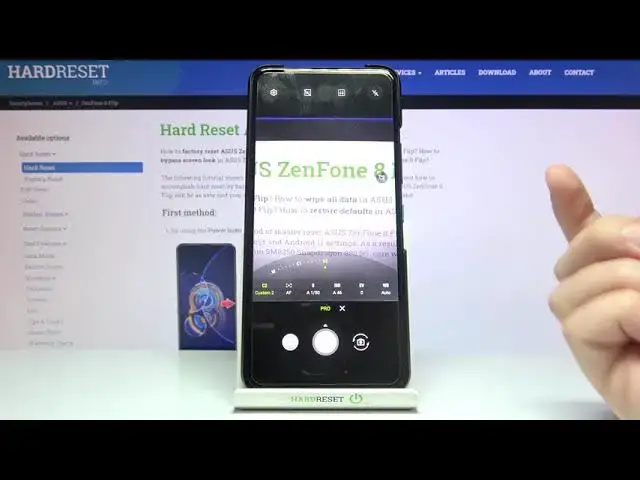 Video thumbnail for How to Use Camera Pro Mode in ASUS ZenFone 8 Flip –  Advanced Camera Settings