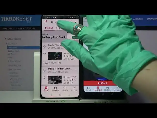 Video thumbnail for How to Transfer Files from an Android Device to Realme X7 Max – Use Send Anywhere App