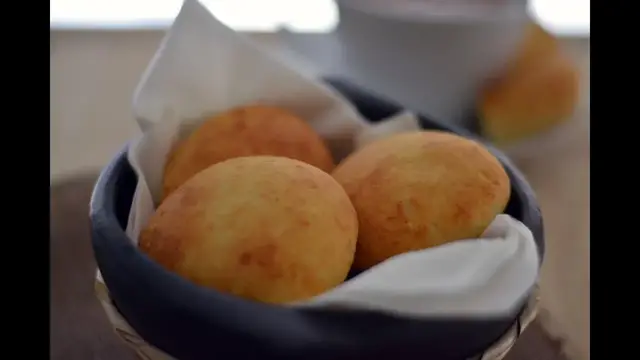 Video thumbnail for Colombian Almojábanas Recipe - How To Make Almojábanas (Cheese Bread) - Sweet y Salado