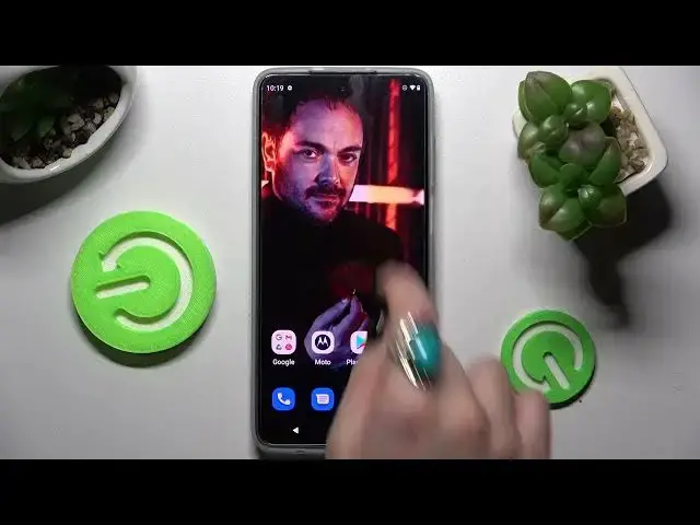 'Video thumbnail for MOTOROLA MOTO G82 - How To Enable & Disable Location'