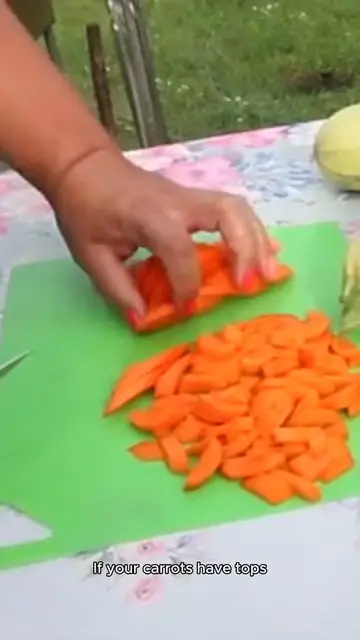 'Video thumbnail for Roasted carrots recipe'