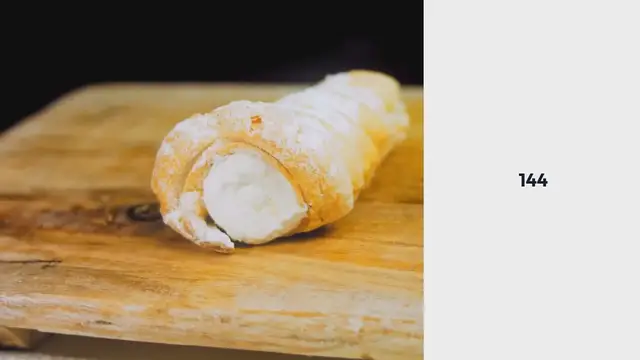 Video thumbnail for Puff Pastry Cream Horns