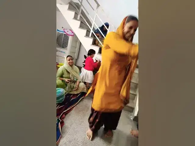 Video thumbnail for हरयाणवी लोक गीत डांस | #Short #Shorts | Happy Lokgeet