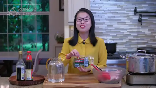 'Video thumbnail for Easy Chinese Braised Beef Recipe (酸菜炖牛肉) (720p 60fps)'