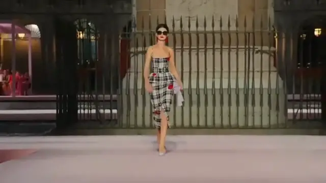 Video thumbnail for Carolina Herrera SS26 Madrid: Spanish Collaborations, Carnations & Capes — Runway Breakdown