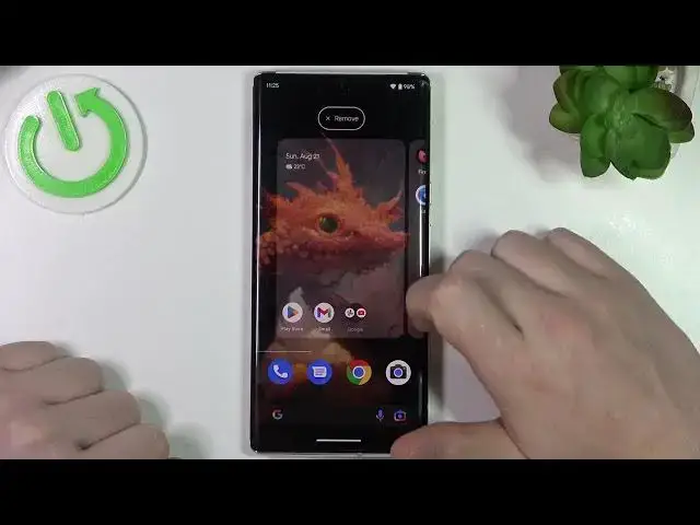 Video thumbnail for How to Make Home Screen Folders in Android 13 – Group Apps