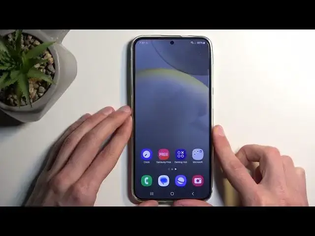 'Video thumbnail for Stay Connected: How to Insert SIM Card into Samsung Galaxy S24 Plus!'