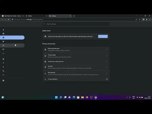 Video thumbnail for Google Chrome - How To Wipe Browsing History